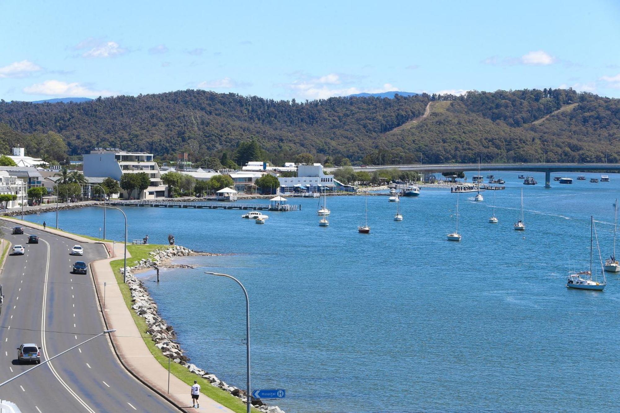 Apartment Lavish Coastal 2-bed With Stunning Ocean Views Batemans Bay
