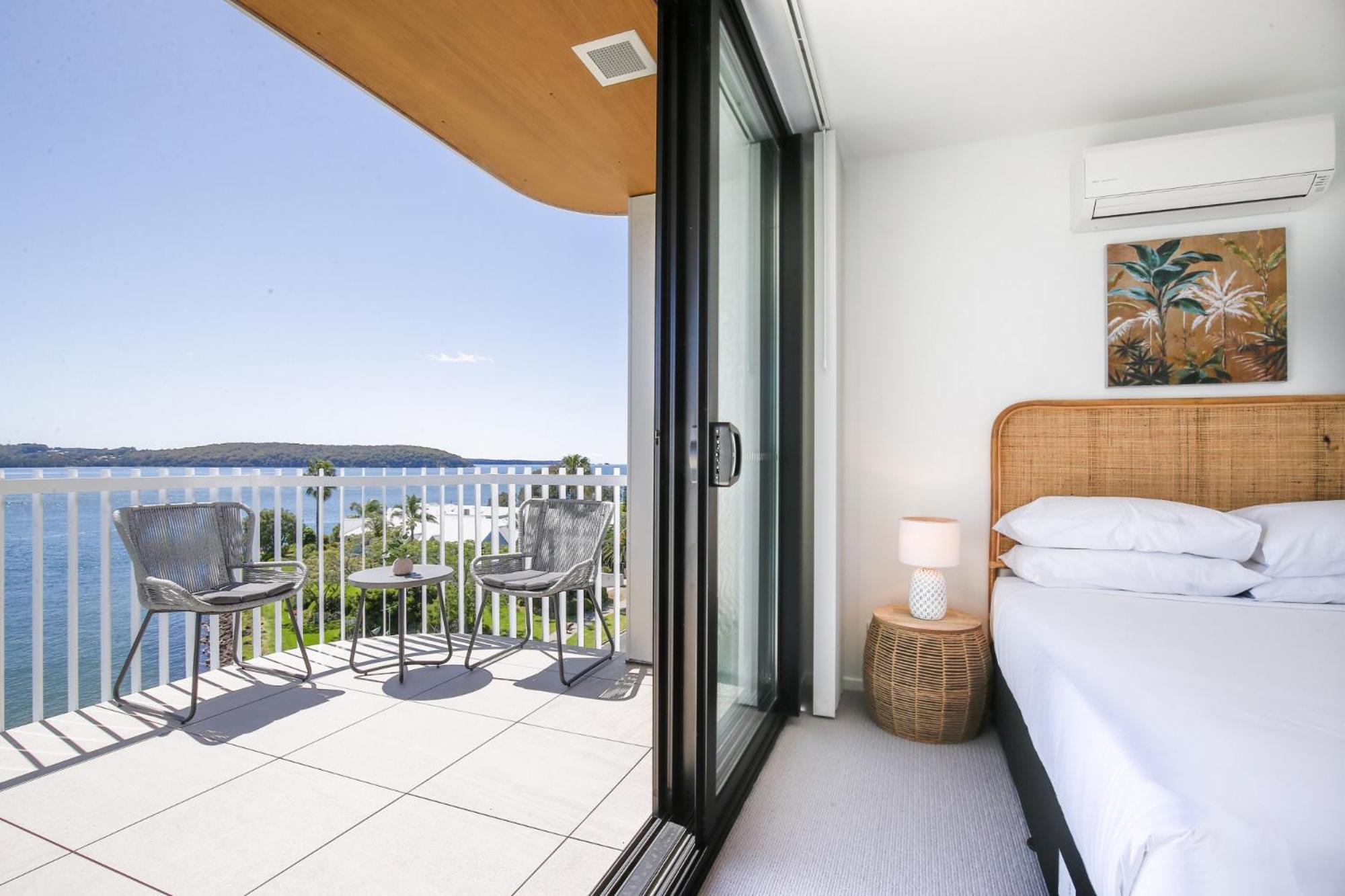 Lavish Coastal 2-bed With Stunning Ocean Views * Batemans Bay