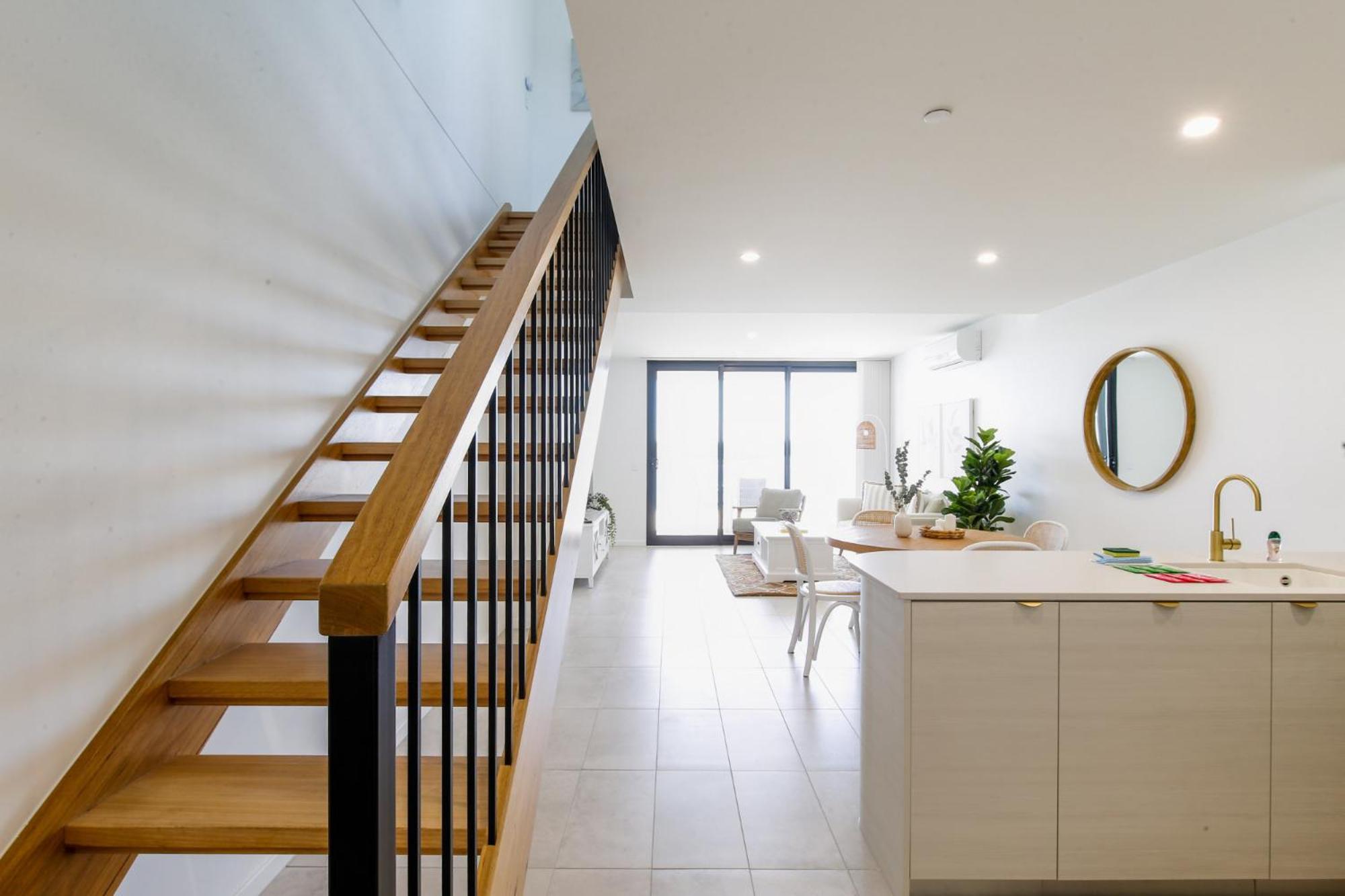 Apartment Lavish Coastal 2-bed With Stunning Ocean Views *